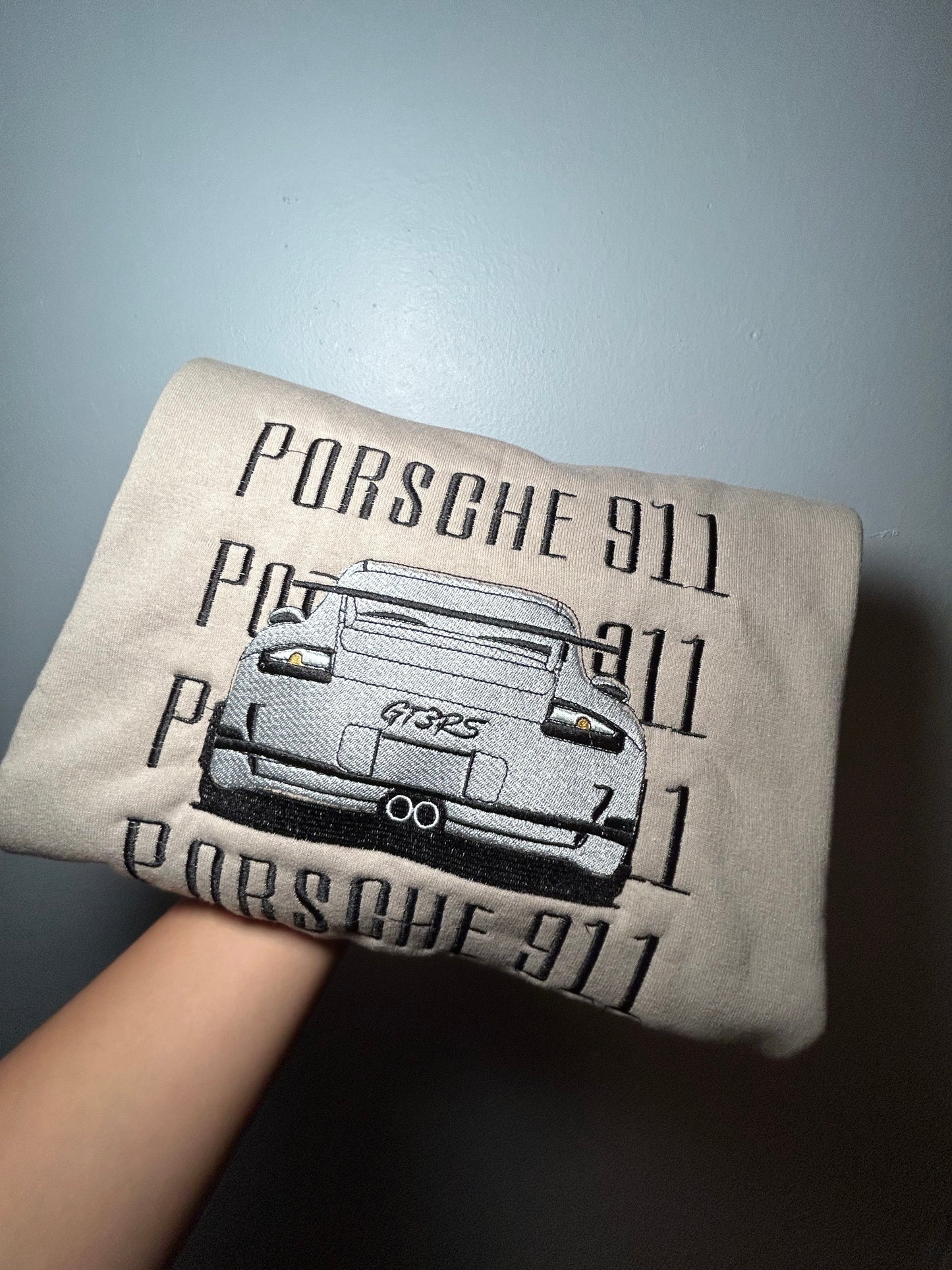 Porsche 911 - crewneck - Beige - Medium