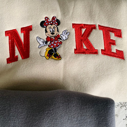 Minnie Logo